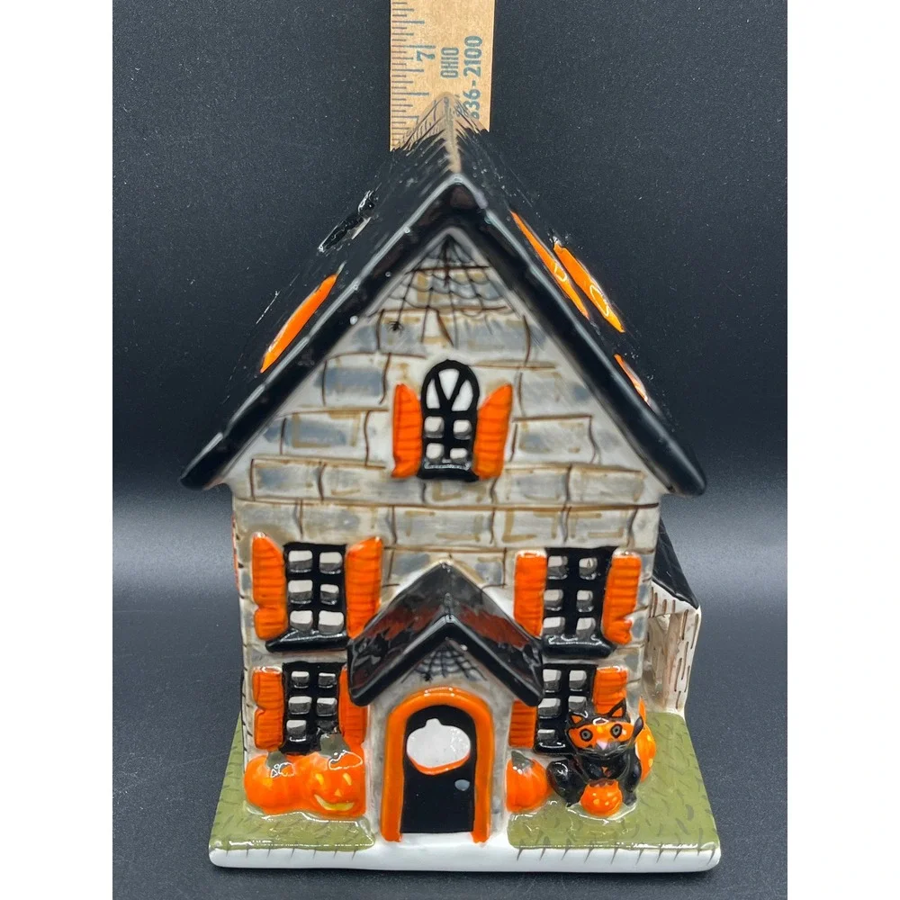 Bath & Body Works Halloween Haunted House Ceramic Tealight Luminary 6.5